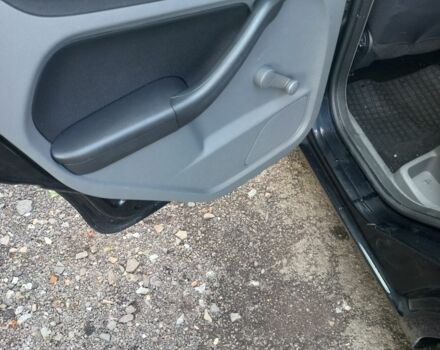 Черный Форд Фокус, объемом двигателя 1.6 л и пробегом 247 тыс. км за 5500 $, фото 10 на Automoto.ua