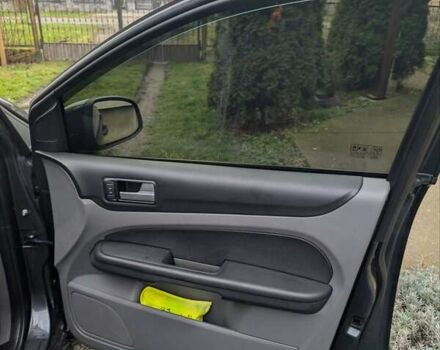 Чорний Форд Фокус, об'ємом двигуна 1.8 л та пробігом 252 тис. км за 5500 $, фото 8 на Automoto.ua