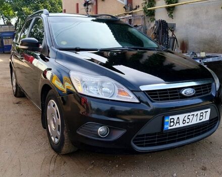 Черный Форд Фокус, объемом двигателя 1.6 л и пробегом 260 тыс. км за 6300 $, фото 4 на Automoto.ua