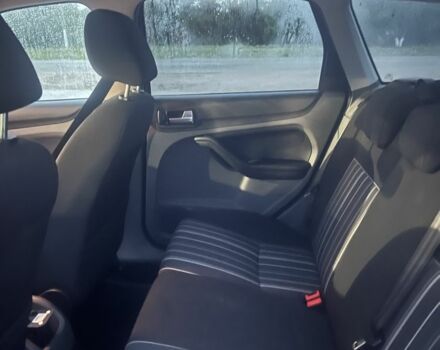 Чорний Форд Фокус, об'ємом двигуна 1.6 л та пробігом 190 тис. км за 6100 $, фото 4 на Automoto.ua