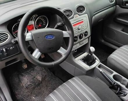 Форд Фокус 2009 у Запоріжжя на Automoto.ua Чорний Форд Фокус, об'ємом двигуна 1.6 л та пробігом 221 тис. км за 5400 $, фото 13 на Automoto.ua