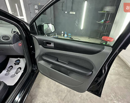 Форд Фокус 2009 в Луцке на Automoto.ua Черный Форд Фокус, объемом двигателя 1.6 л и пробегом 199 тыс. км за 5800 $, фото 27 на Automoto.ua