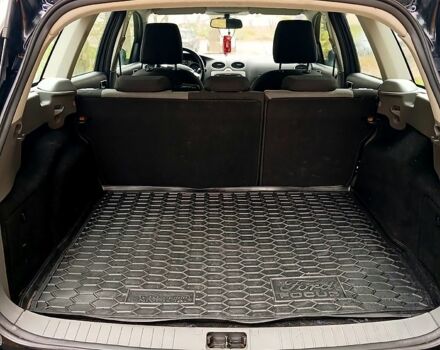 Черный Форд Фокус, объемом двигателя 1.6 л и пробегом 194 тыс. км за 5999 $, фото 8 на Automoto.ua