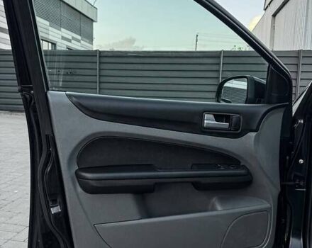 Чорний Форд Фокус, об'ємом двигуна 1.6 л та пробігом 183 тис. км за 6100 $, фото 40 на Automoto.ua