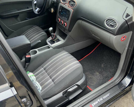 Черный Форд Фокус, объемом двигателя 1.6 л и пробегом 292 тыс. км за 5100 $, фото 7 на Automoto.ua