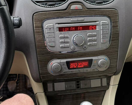 Форд Фокус 2009 у Житомирі на Automoto.ua Чорний Форд Фокус, об'ємом двигуна 1.56 л та пробігом 242 тис. км за 5950 $, фото 14 на Automoto.ua