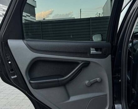 Чорний Форд Фокус, об'ємом двигуна 1.6 л та пробігом 183 тис. км за 6100 $, фото 32 на Automoto.ua