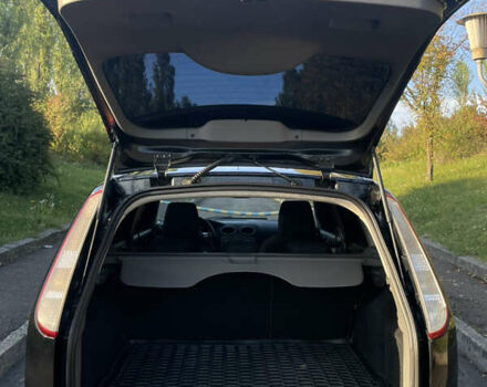 Черный Форд Фокус, объемом двигателя 2 л и пробегом 366 тыс. км за 6999 $, фото 5 на Automoto.ua