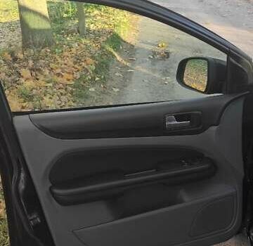 Форд Фокус 2009 в Каменке-Бугской на Automoto.ua Черный Форд Фокус, объемом двигателя 1.8 л и пробегом 356 тыс. км за 5200 $, фото 3 на Automoto.ua