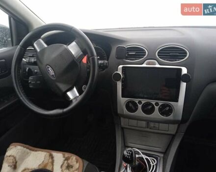 Черный Форд Фокус, объемом двигателя 1.56 л и пробегом 466 тыс. км за 5700 $, фото 7 на Automoto.ua