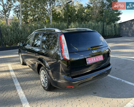 Черный Форд Фокус, объемом двигателя 1.6 л и пробегом 226 тыс. км за 5600 $, фото 9 на Automoto.ua