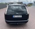 Черный Форд Фокус, объемом двигателя 1.6 л и пробегом 282 тыс. км за 5300 $, фото 4 на Automoto.ua