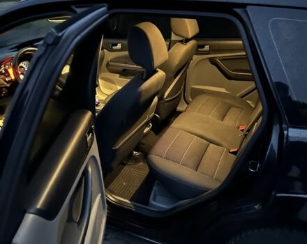 Черный Форд Фокус, объемом двигателя 1.6 л и пробегом 235 тыс. км за 5350 $, фото 11 на Automoto.ua