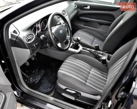 Черный Форд Фокус, объемом двигателя 0 л и пробегом 230 тыс. км за 5300 $, фото 7 на Automoto.ua