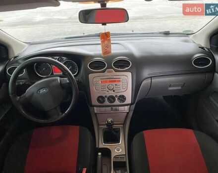 Черный Форд Фокус, объемом двигателя 1.6 л и пробегом 257 тыс. км за 6400 $, фото 22 на Automoto.ua