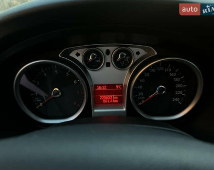 Черный Форд Фокус, объемом двигателя 1.6 л и пробегом 225 тыс. км за 6500 $, фото 29 на Automoto.ua