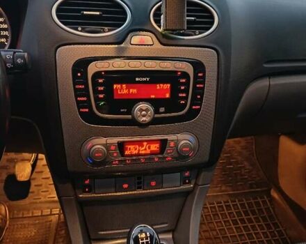 Форд Фокус 2009 в Ивано-Франковске на Automoto.ua Черный Форд Фокус, объемом двигателя 1.6 л и пробегом 209 тыс. км за 6266 $, фото 4 на Automoto.ua