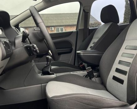 Черный Форд Фокус, объемом двигателя 1.8 л и пробегом 218 тыс. км за 5800 $, фото 17 на Automoto.ua