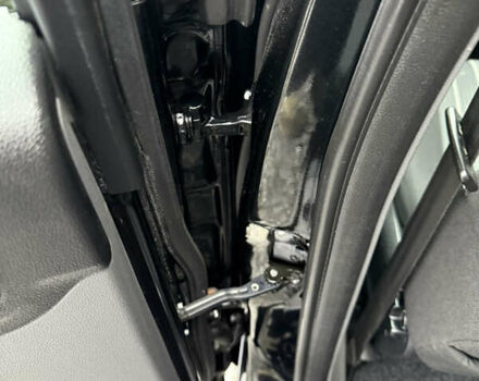 Черный Форд Фокус, объемом двигателя 1.6 л и пробегом 195 тыс. км за 5700 $, фото 120 на Automoto.ua