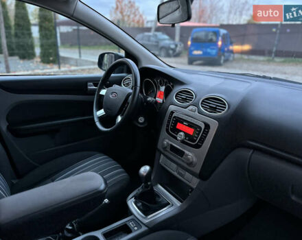 Форд Фокус 2010 в Виннице на Automoto.ua Черный Форд Фокус, объемом двигателя 1.6 л и пробегом 233 тыс. км за 6300 $, фото 41 на Automoto.ua
