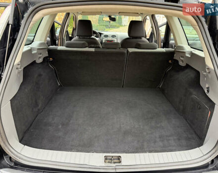 Черный Форд Фокус, объемом двигателя 1.6 л и пробегом 216 тыс. км за 5650 $, фото 14 на Automoto.ua