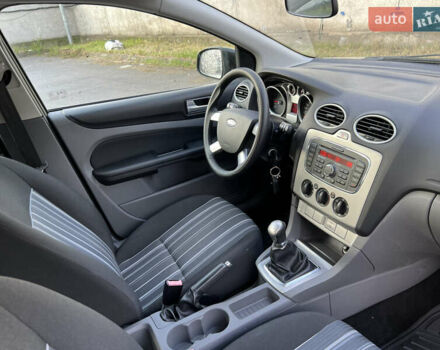 Чорний Форд Фокус, об'ємом двигуна 1.6 л та пробігом 208 тис. км за 6500 $, фото 21 на Automoto.ua