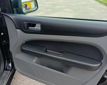 Черный Форд Фокус, объемом двигателя 1.8 л и пробегом 170 тыс. км за 6400 $, фото 19 на Automoto.ua