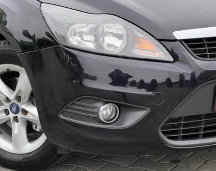 Черный Форд Фокус, объемом двигателя 1.8 л и пробегом 218 тыс. км за 5800 $, фото 15 на Automoto.ua