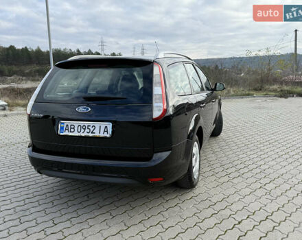 Черный Форд Фокус, объемом двигателя 1.6 л и пробегом 217 тыс. км за 5450 $, фото 4 на Automoto.ua