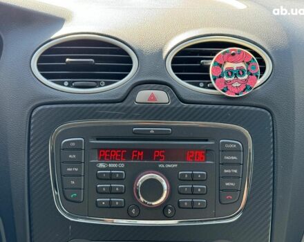 Черный Форд Фокус, объемом двигателя 1.6 л и пробегом 285 тыс. км за 6190 $, фото 28 на Automoto.ua