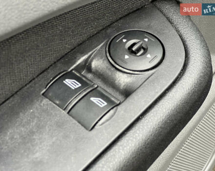 Чорний Форд Фокус, об'ємом двигуна 1.6 л та пробігом 208 тис. км за 6450 $, фото 7 на Automoto.ua