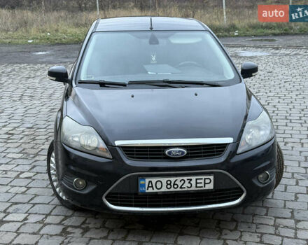 Черный Форд Фокус, объемом двигателя 1.75 л и пробегом 300 тыс. км за 4250 $, фото 1 на Automoto.ua