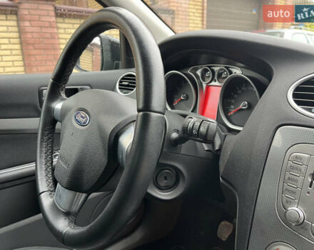 Чорний Форд Фокус, об'ємом двигуна 1.6 л та пробігом 222 тис. км за 6550 $, фото 62 на Automoto.ua