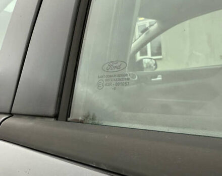 Черный Форд Фокус, объемом двигателя 1.6 л и пробегом 195 тыс. км за 5700 $, фото 54 на Automoto.ua