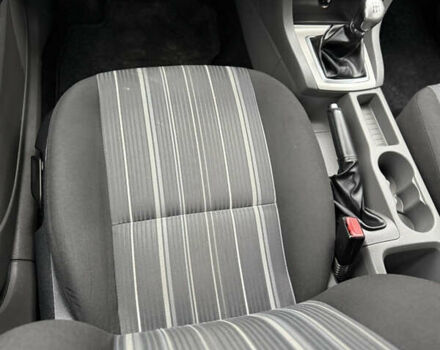 Черный Форд Фокус, объемом двигателя 1.6 л и пробегом 195 тыс. км за 5700 $, фото 102 на Automoto.ua