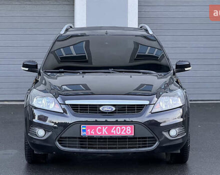 Черный Форд Фокус, объемом двигателя 1.8 л и пробегом 218 тыс. км за 5799 $, фото 3 на Automoto.ua