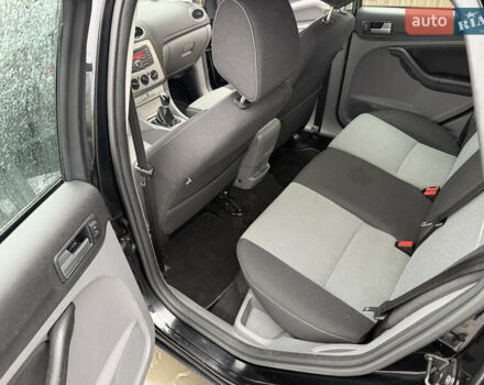 Чорний Форд Фокус, об'ємом двигуна 1.6 л та пробігом 138 тис. км за 5200 $, фото 7 на Automoto.ua