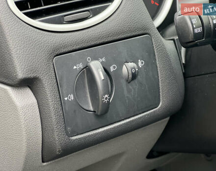 Чорний Форд Фокус, об'ємом двигуна 1.6 л та пробігом 208 тис. км за 6450 $, фото 8 на Automoto.ua