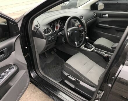 Чорний Форд Фокус, об'ємом двигуна 1.6 л та пробігом 260 тис. км за 5000 $, фото 8 на Automoto.ua