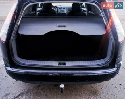 Черный Форд Фокус, объемом двигателя 1.6 л и пробегом 226 тыс. км за 5650 $, фото 14 на Automoto.ua