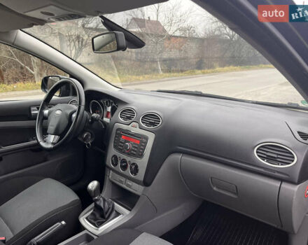 Чорний Форд Фокус, об'ємом двигуна 1.6 л та пробігом 193 тис. км за 6199 $, фото 33 на Automoto.ua