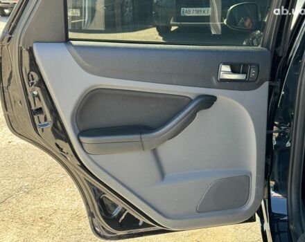 Черный Форд Фокус, объемом двигателя 1.6 л и пробегом 285 тыс. км за 6190 $, фото 18 на Automoto.ua