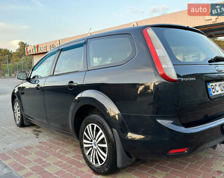 Черный Форд Фокус, объемом двигателя 1.6 л и пробегом 292 тыс. км за 5300 $, фото 3 на Automoto.ua