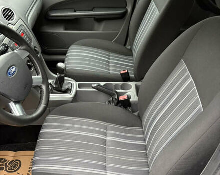 Черный Форд Фокус, объемом двигателя 1.6 л и пробегом 233 тыс. км за 5900 $, фото 16 на Automoto.ua