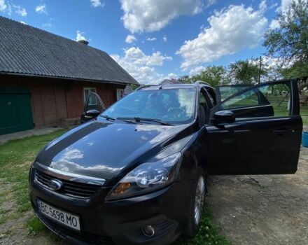 Черный Форд Фокус, объемом двигателя 1.6 л и пробегом 300 тыс. км за 4700 $, фото 9 на Automoto.ua