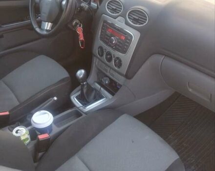 Чорний Форд Фокус, об'ємом двигуна 1.6 л та пробігом 260 тис. км за 1800 $, фото 12 на Automoto.ua