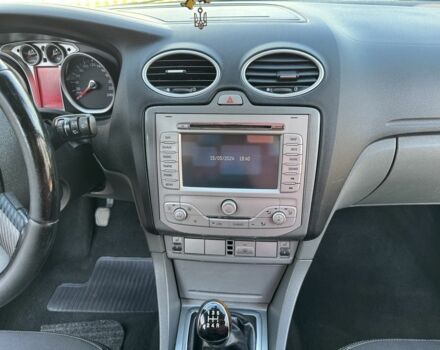 Чорний Форд Фокус, об'ємом двигуна 1.6 л та пробігом 293 тис. км за 6300 $, фото 14 на Automoto.ua