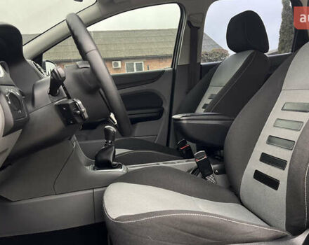 Чорний Форд Фокус, об'ємом двигуна 1.8 л та пробігом 217 тис. км за 5950 $, фото 32 на Automoto.ua