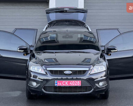 Черный Форд Фокус, объемом двигателя 1.8 л и пробегом 218 тыс. км за 5799 $, фото 1 на Automoto.ua