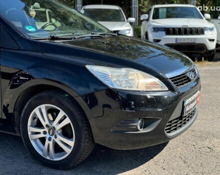 Черный Форд Фокус, объемом двигателя 1.6 л и пробегом 285 тыс. км за 6190 $, фото 5 на Automoto.ua